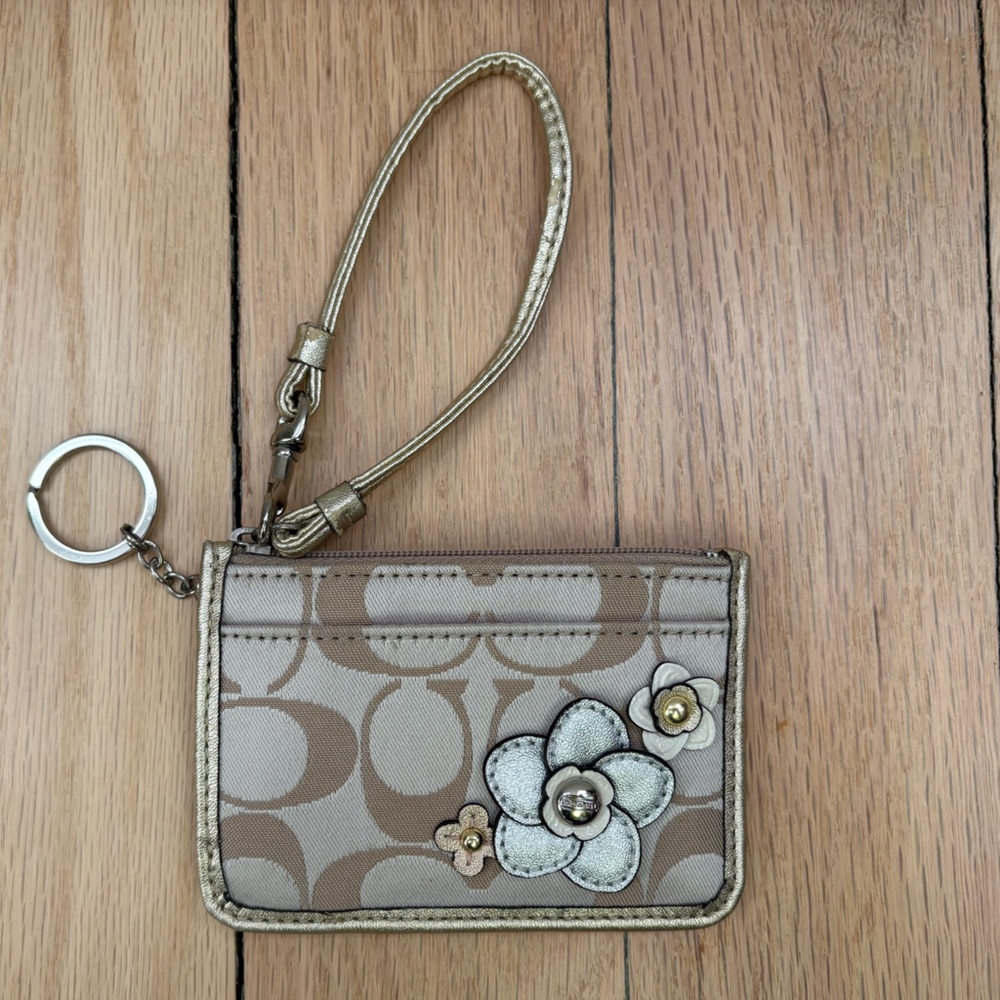 Coach Flower Appliqué Light Khaki and Gold Skinny Wristlet